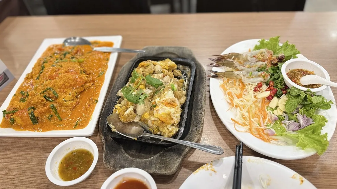 What Is Bangkok Sauce? The Label, the Ingredients and the Thai Sauces Behind It