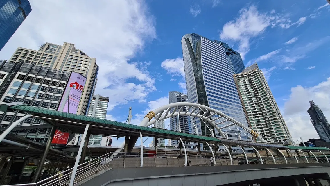 What Is a Good Salary in Bangkok? Official Average Wages for 2026