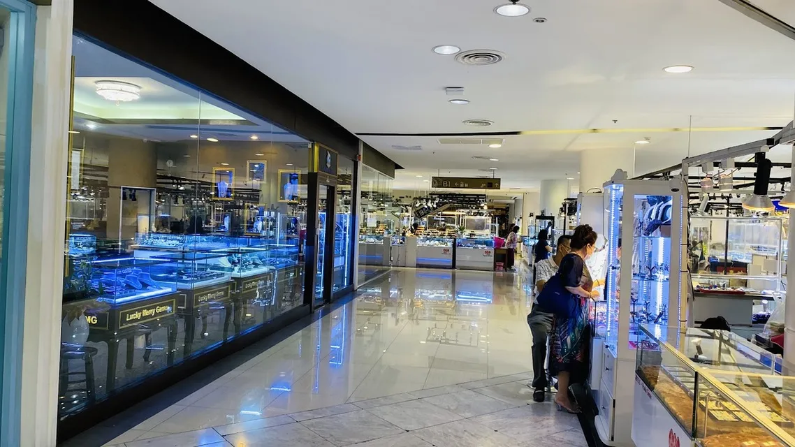 Where to Buy Jewelry in Bangkok: Gold, Silver, Malls and Made-to-Order Pieces