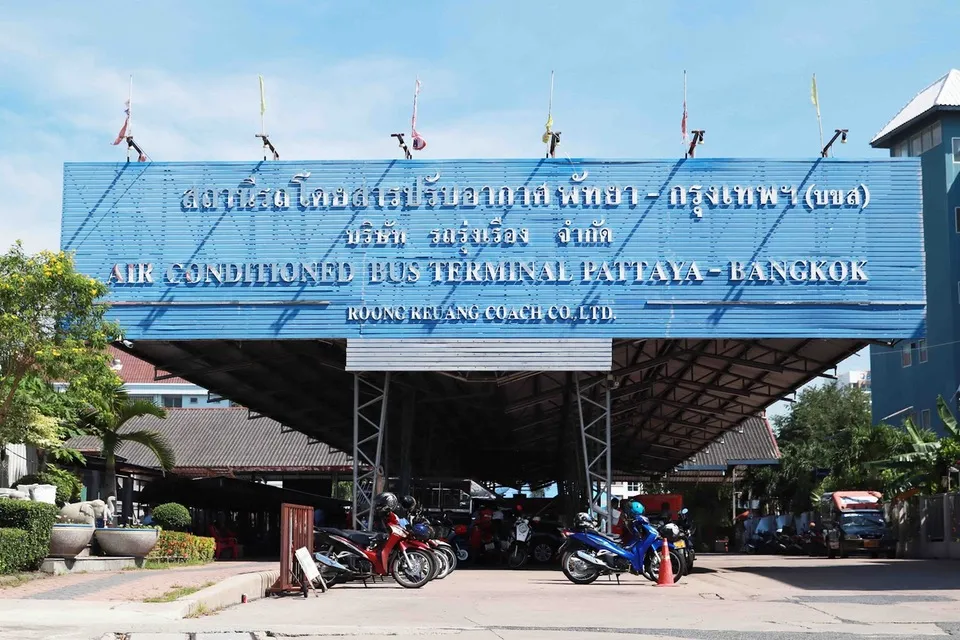 How to Get From Pattaya to Bangkok: Coaches, Taxis and Airport Transfers