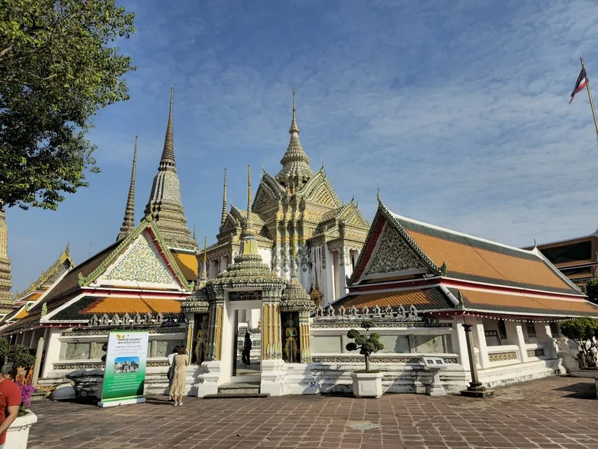 Where to Get a Thai Massage in Bangkok: Wat Pho and Established Spas
