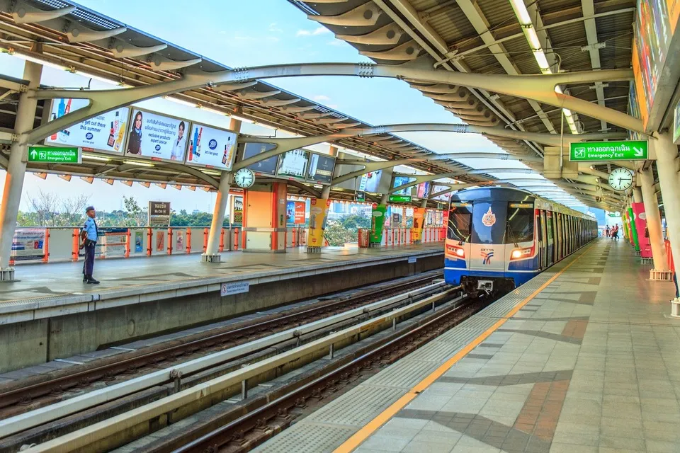 How to Buy a BTS Ticket in Bangkok: Single Tickets, Rabbit Card and Contactless
