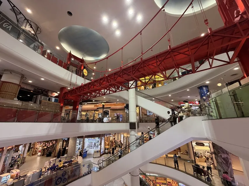 What to Eat at Terminal 21 Bangkok: Pier 21 Food Court and Restaurants