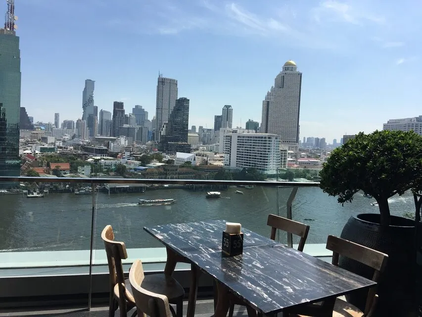 New Year's Eve in Bangkok: Countdowns, Fireworks and Late Trains