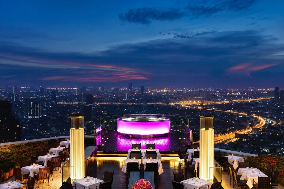 State Tower Bangkok restaurants: Sirocco, Mezzaluna, Chef's Table and Breeze