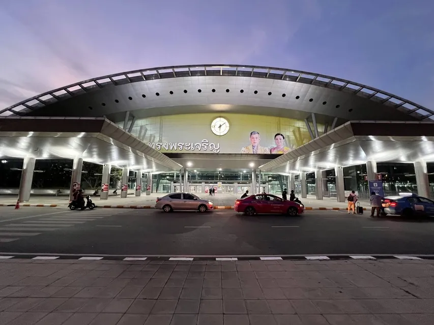 How to Get From Bangkok to Vientiane: Direct Train, Flights and the Friendship Bridge