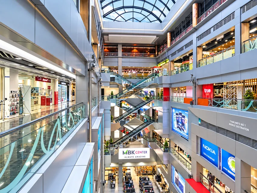 Things to Do Near MBK Bangkok: Art, Silk, an Aquarium and Seafood Within Walking Distance