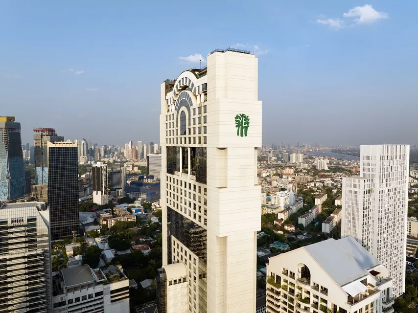 Where is Banyan Tree Bangkok? Address, stations and getting there