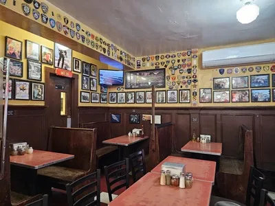 Regina Pizzeria (The Original, North End)