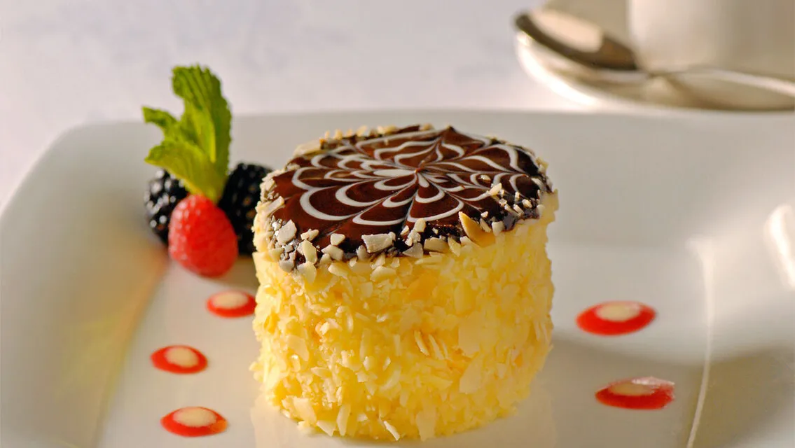 Boston Dessert Tour: A Self-Guided Sweet Walk and the Guided Options