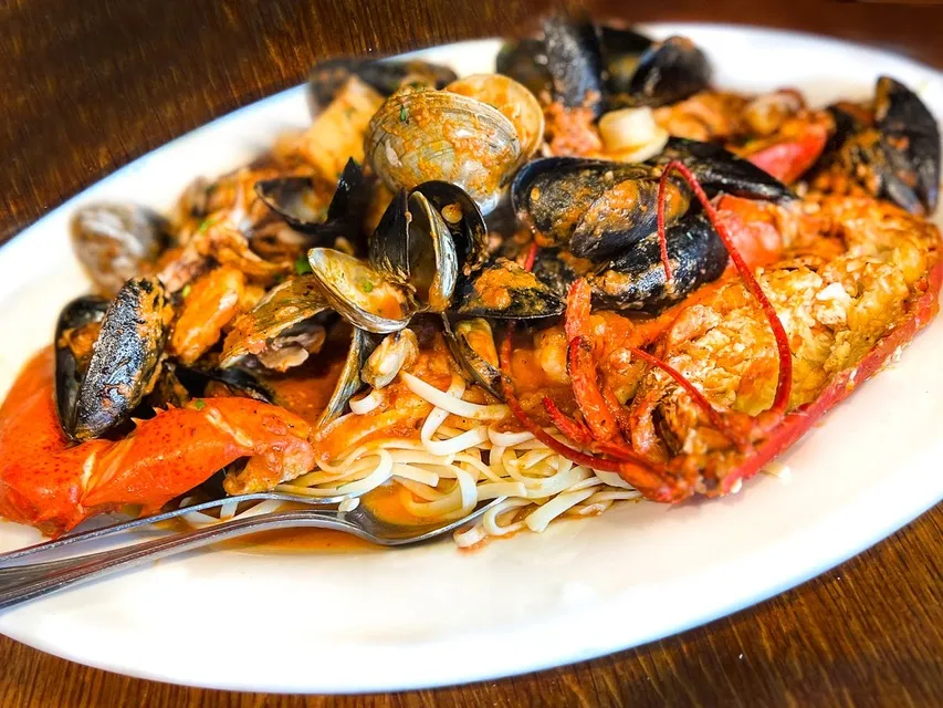 What Food Is Boston Known For? 10 Things to Eat and Where to Find Them