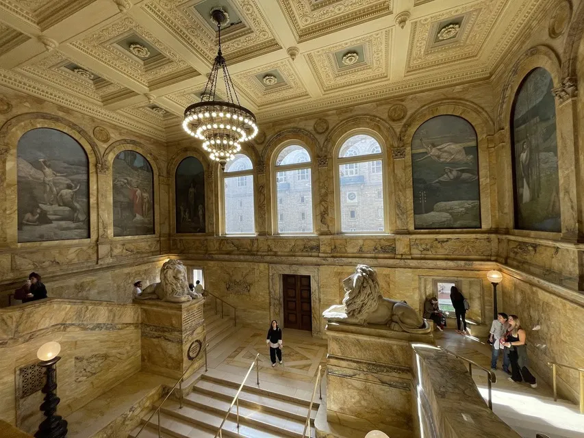 Things to Do With Mom in Boston: Tea, Gardens, Boutiques and Museums