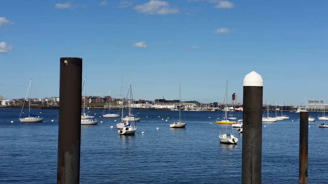 Boston Harbor Dinner, Lunch, Brunch and Sunset Cruises