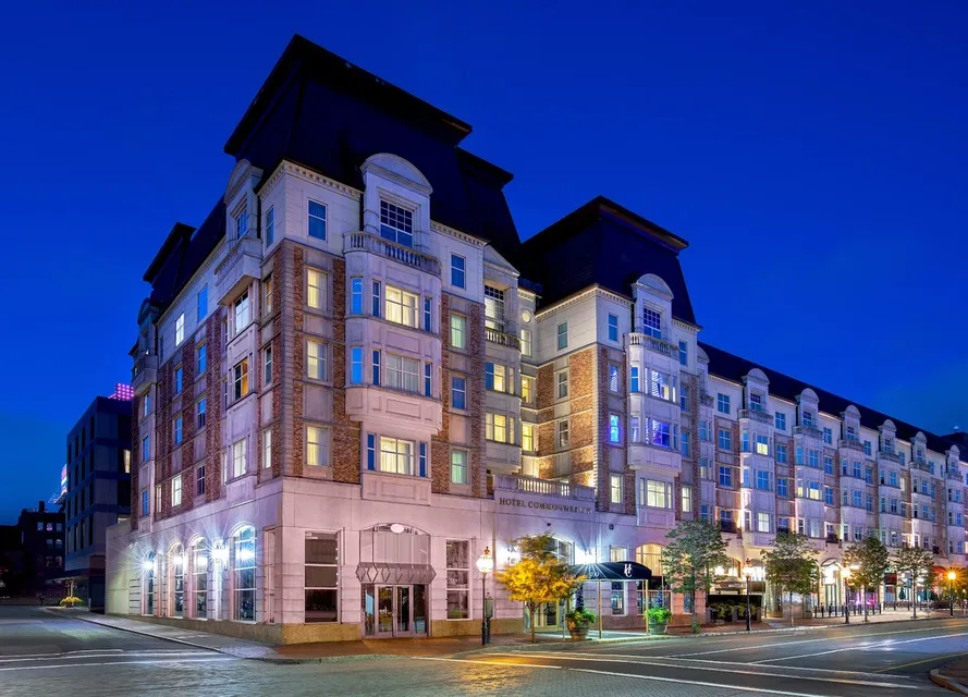 Hotels Near Hotel Commonwealth and Kenmore Square, Boston