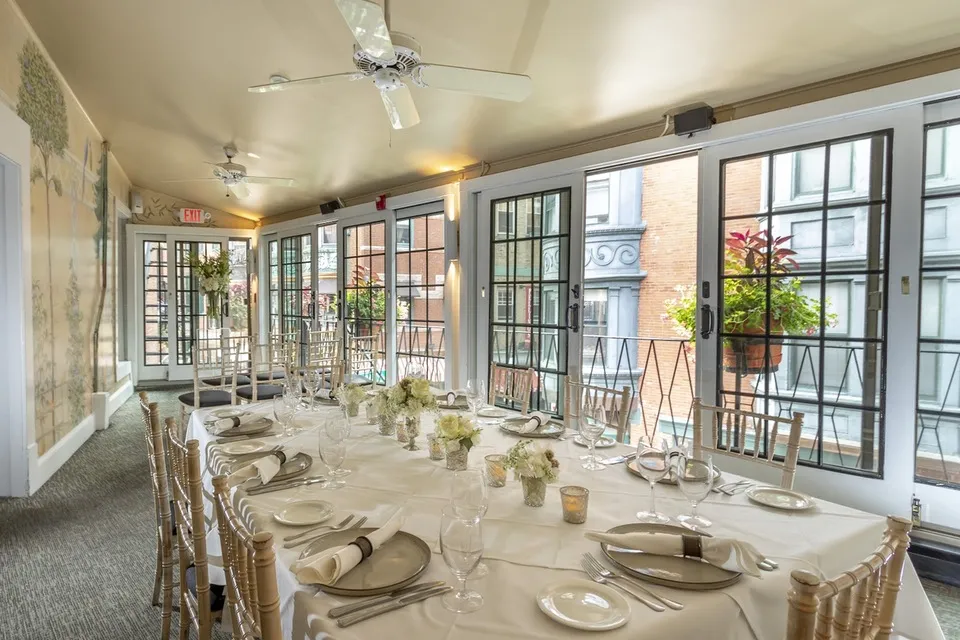 Boston Wine Tours: Urban Wineries, Tastings and Wine Walks